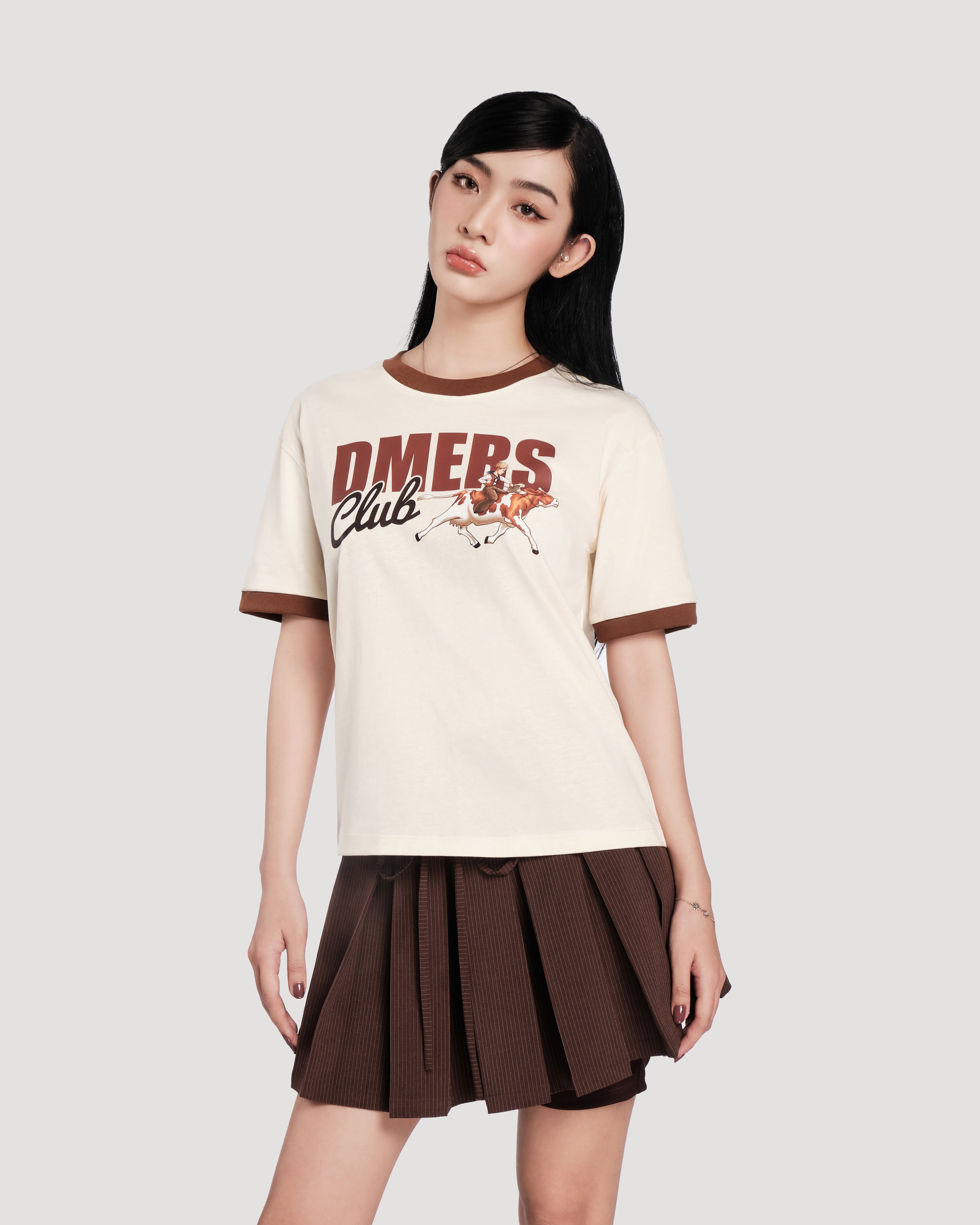 Con Bo Cuoi Boxy Tee